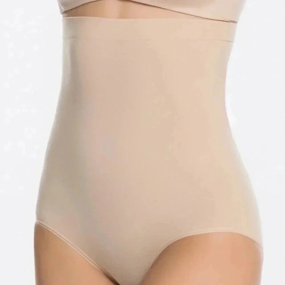 NWOT  SPANX higher Power Panties - M - Picture 1 of 5